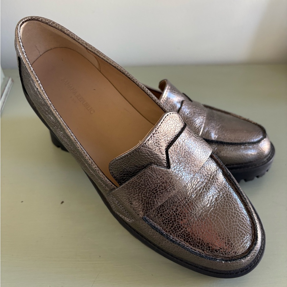 Banana Republic Pewter Lug Sole Loafer - 7.5